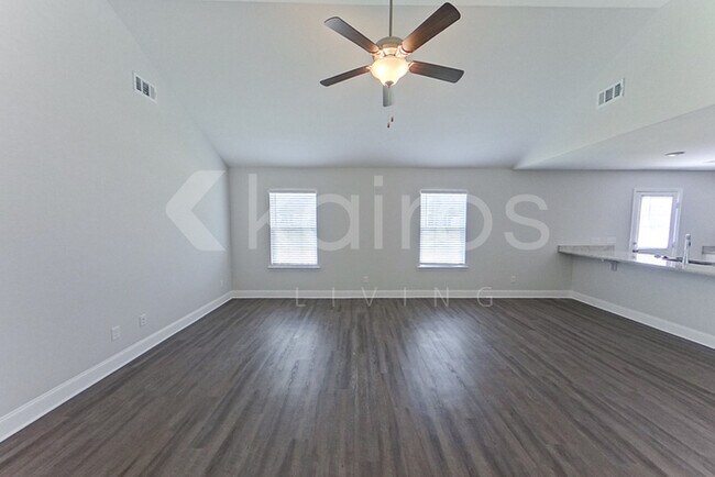 Building Photo - 112 Mountain Holly Rd.