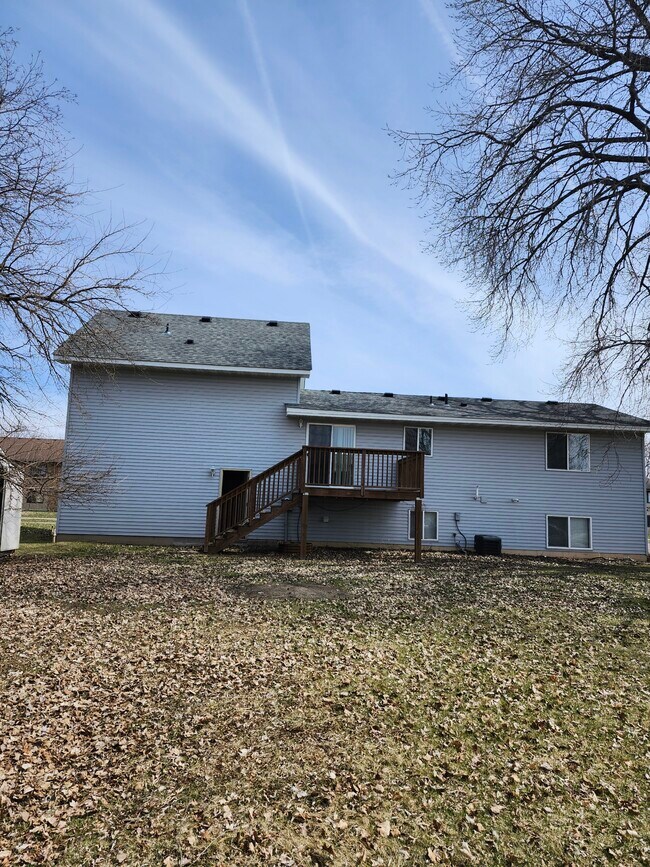 Building Photo - 7211 Camden Ave N