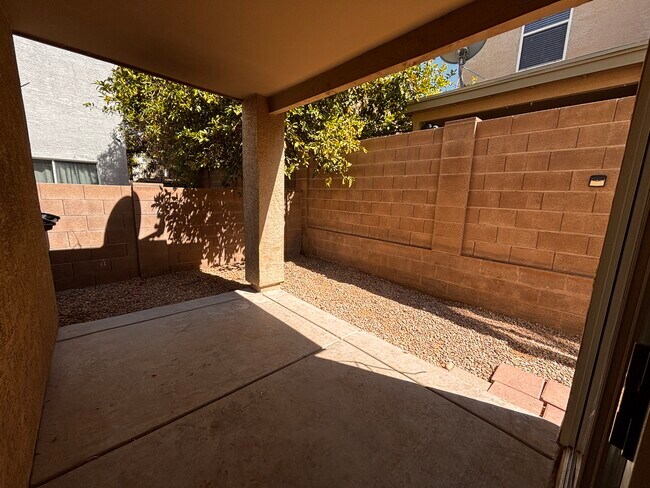 Building Photo - Mesquite Overlook