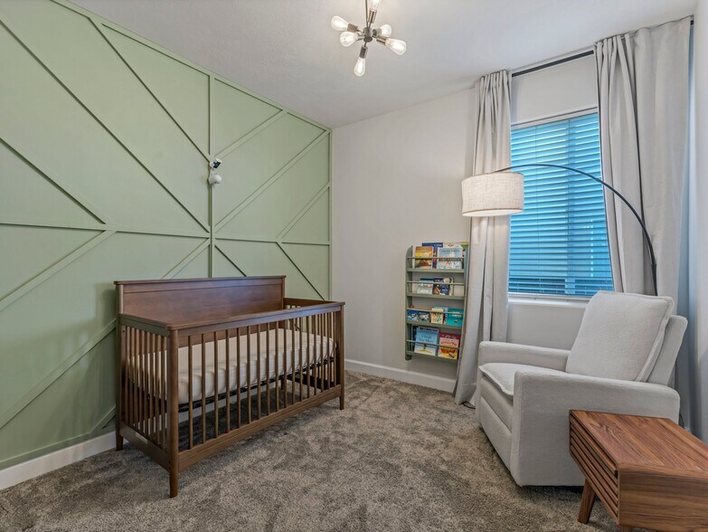 Building Photo - 1873 E Oak Bend Dr