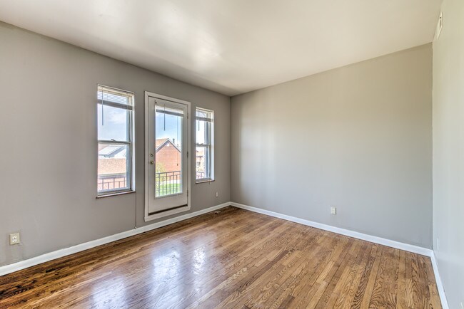 Building Photo - 3866 McRee Ave