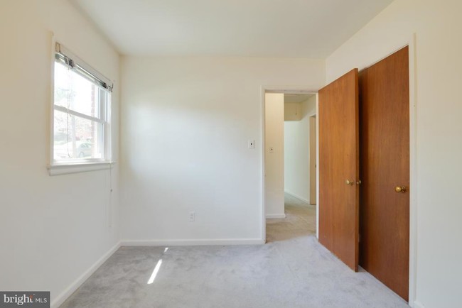Building Photo - 5935 3rd St N