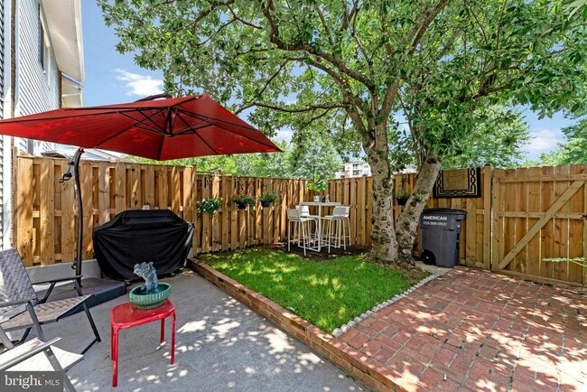 Building Photo - 7520 Clemson Ct