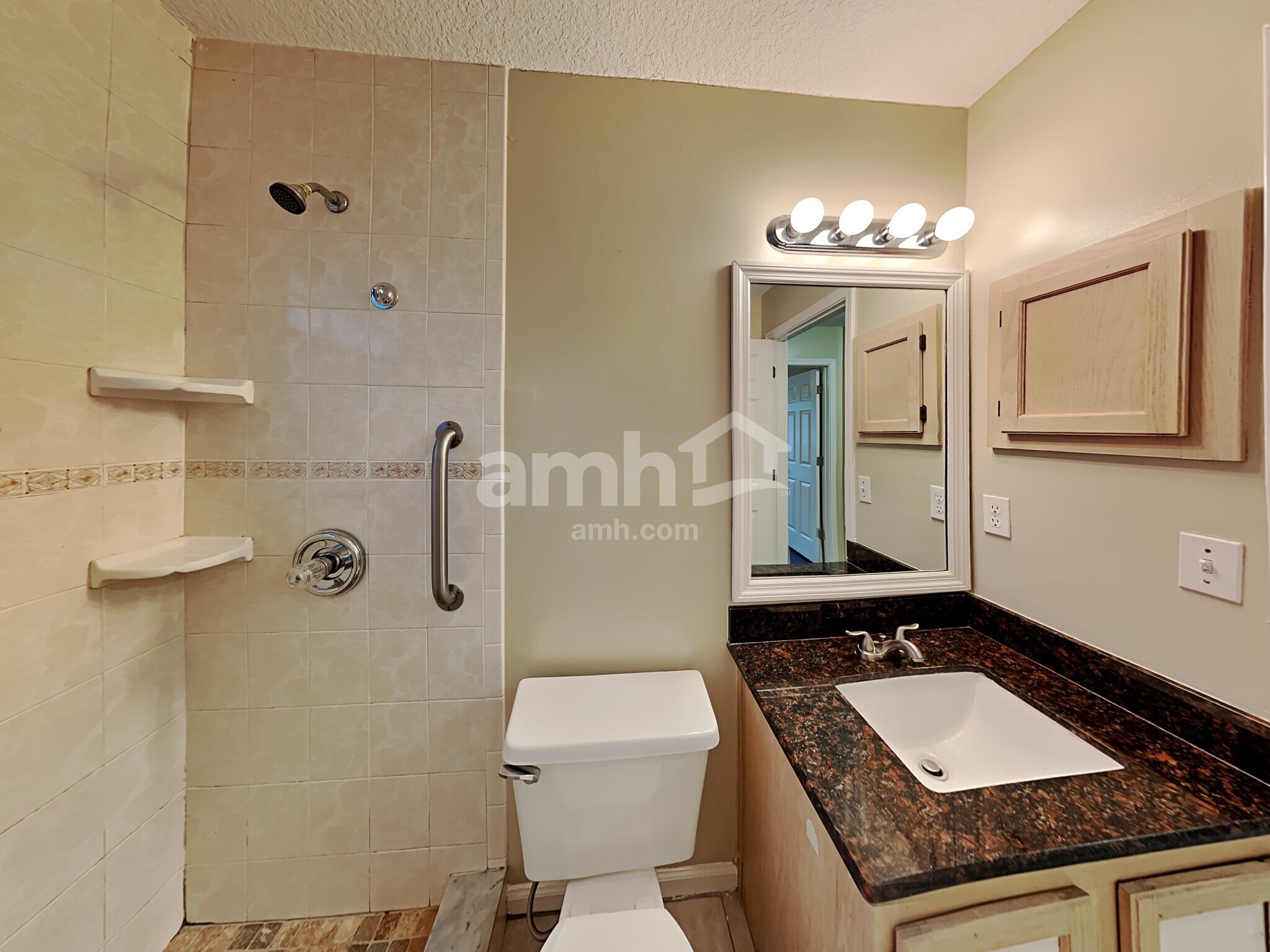 Building Photo - 7757 MacDougall Dr