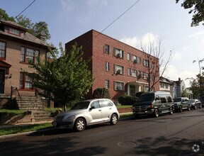 Building Photo - Madison House