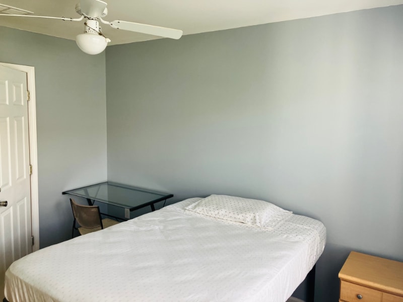 Building Photo - 118 University Village Dr