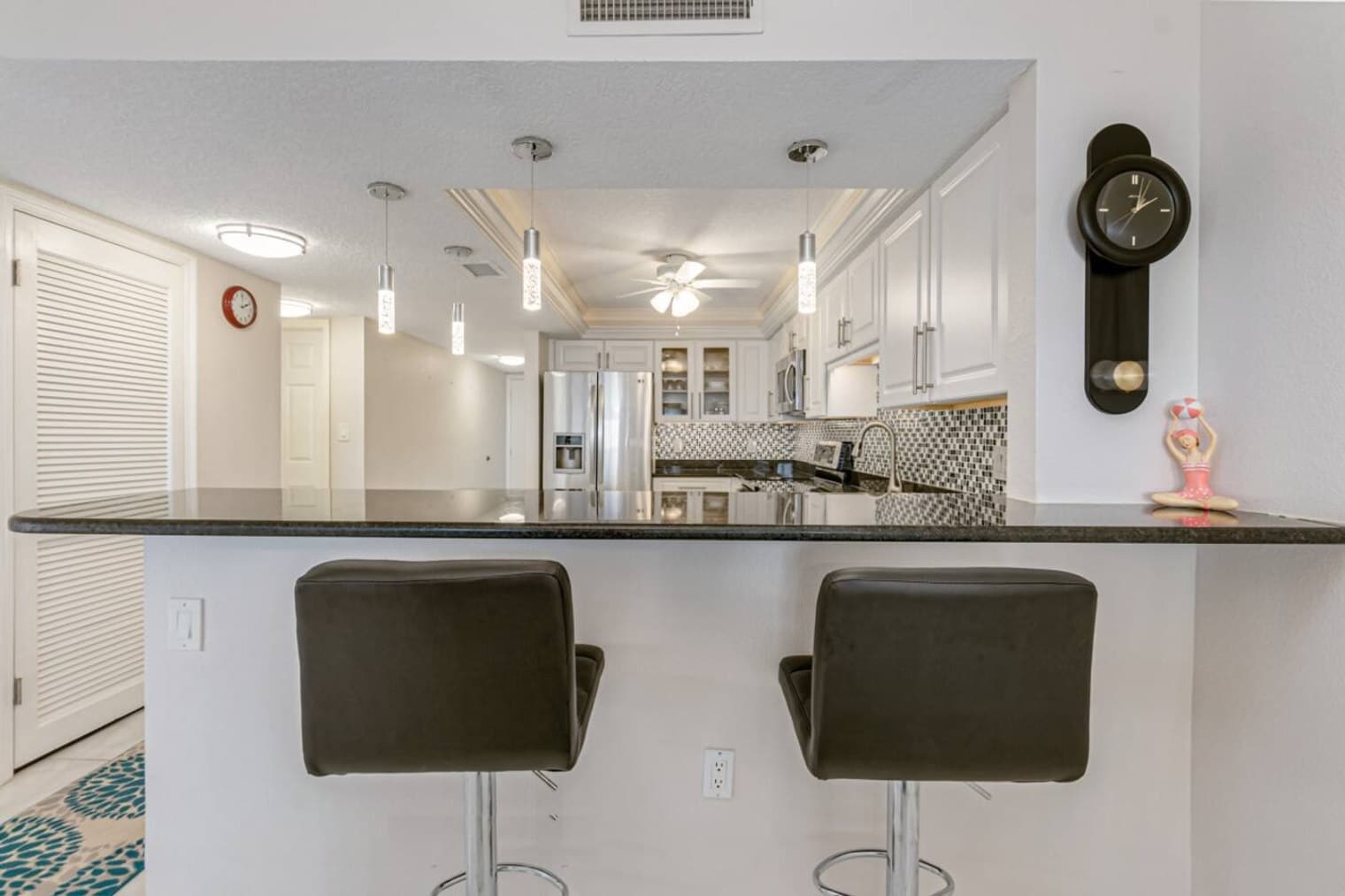 Building Photo - 555 Fillmore Ave