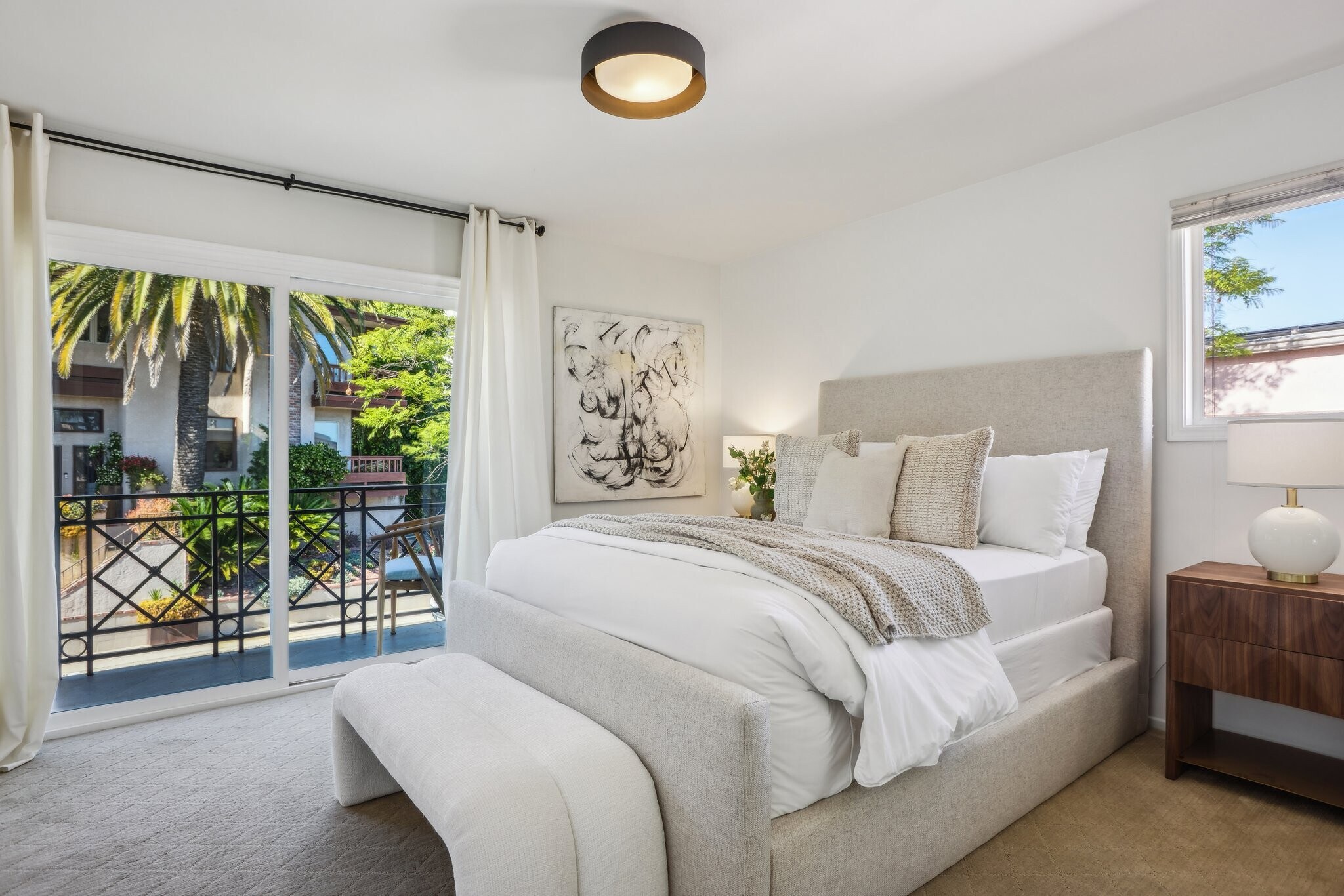 Building Photo - 2411 Mount Olympus Dr