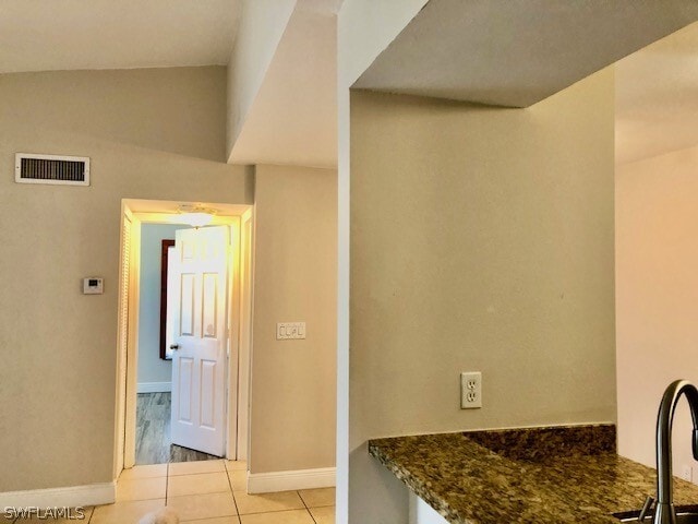 Building Photo - 150 Santa Clara Dr