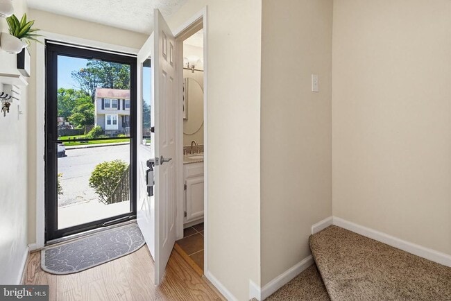Building Photo - 9402 Granite Hill