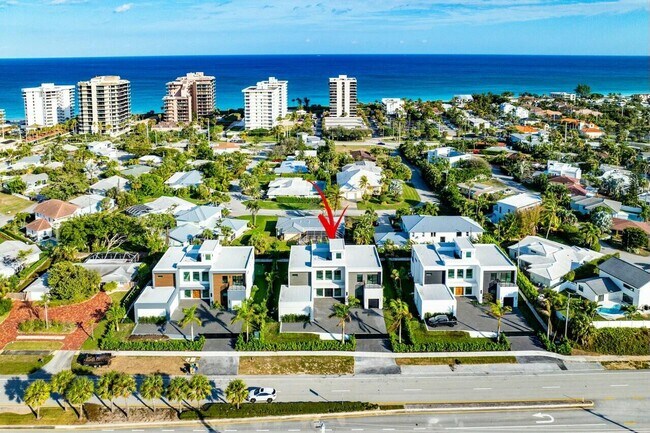 Building Photo - 13460 U.S. Rte 1