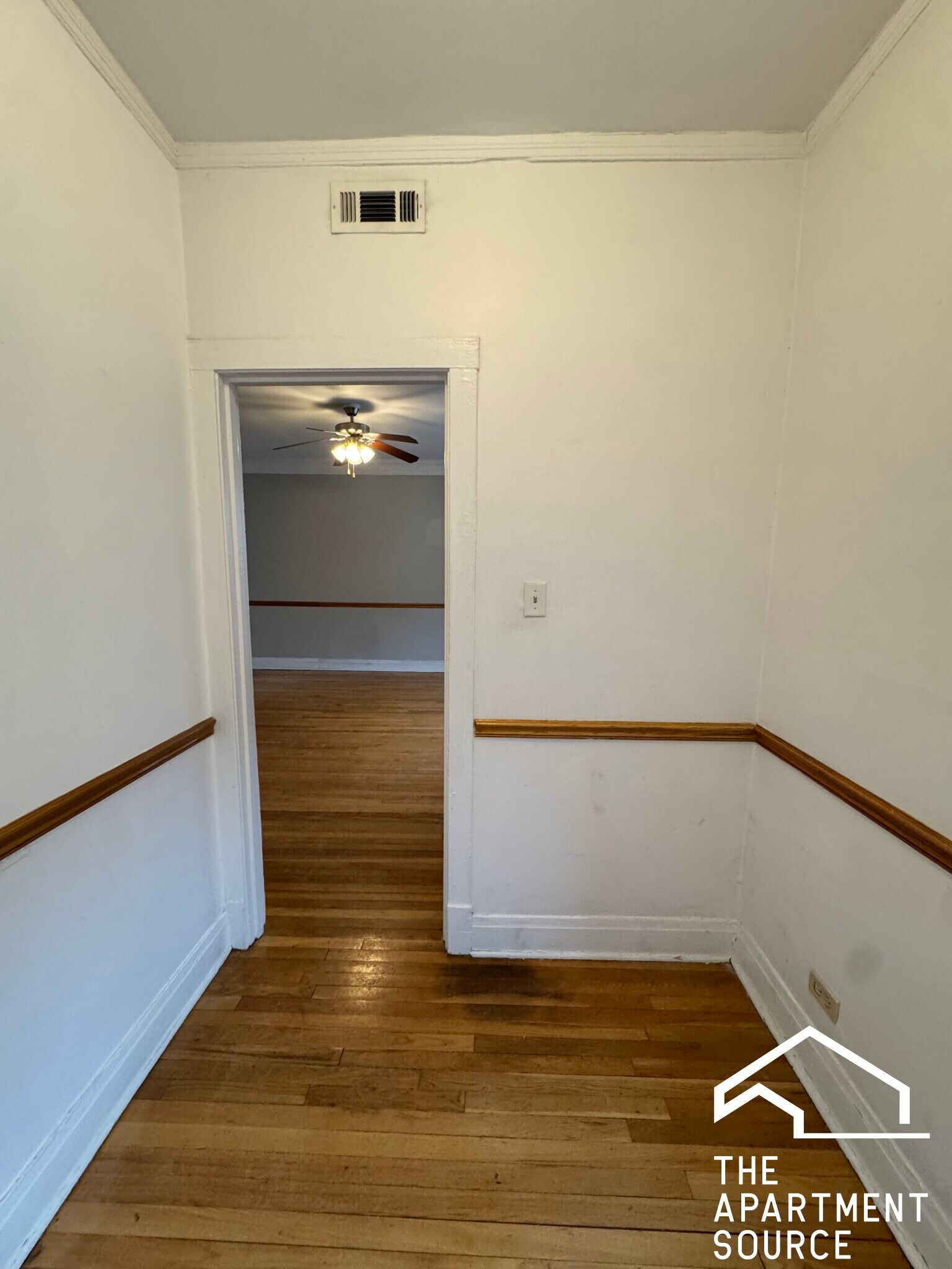 Building Photo - 4607 N Western Ave