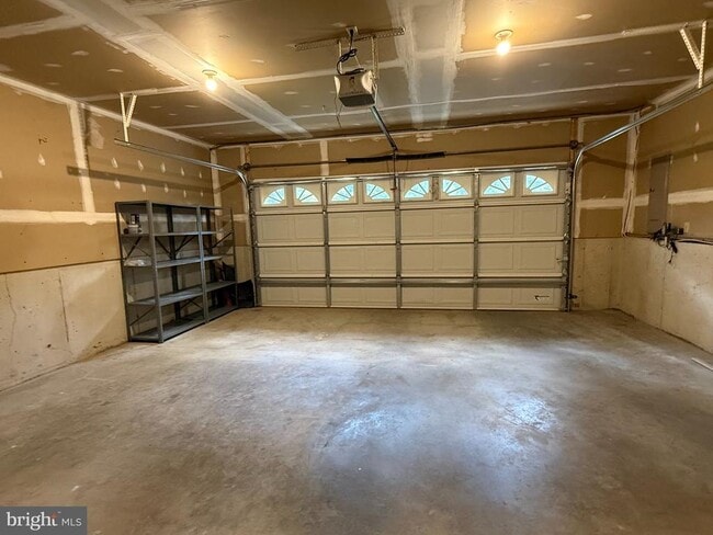 Building Photo - 45880 Buck Hewitt Rd