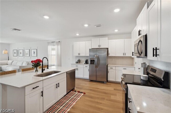 Building Photo - 17729 Paradiso Wy