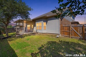 Building Photo - 2732 Scarlet Tanger