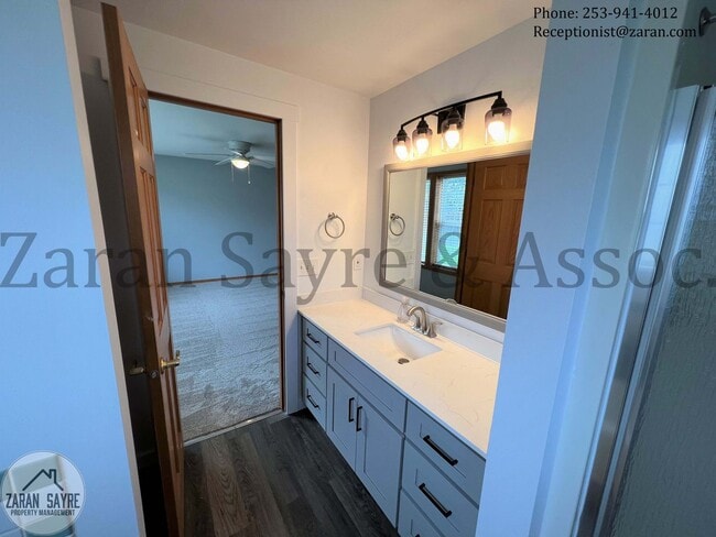Building Photo - 414 - Your Dream Kitchen Awaits!