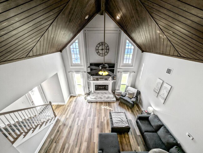 Building Photo - 3404 Lake Lynn Dr