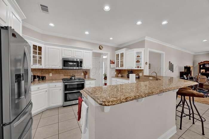 Building Photo - 8117 Vail Drive