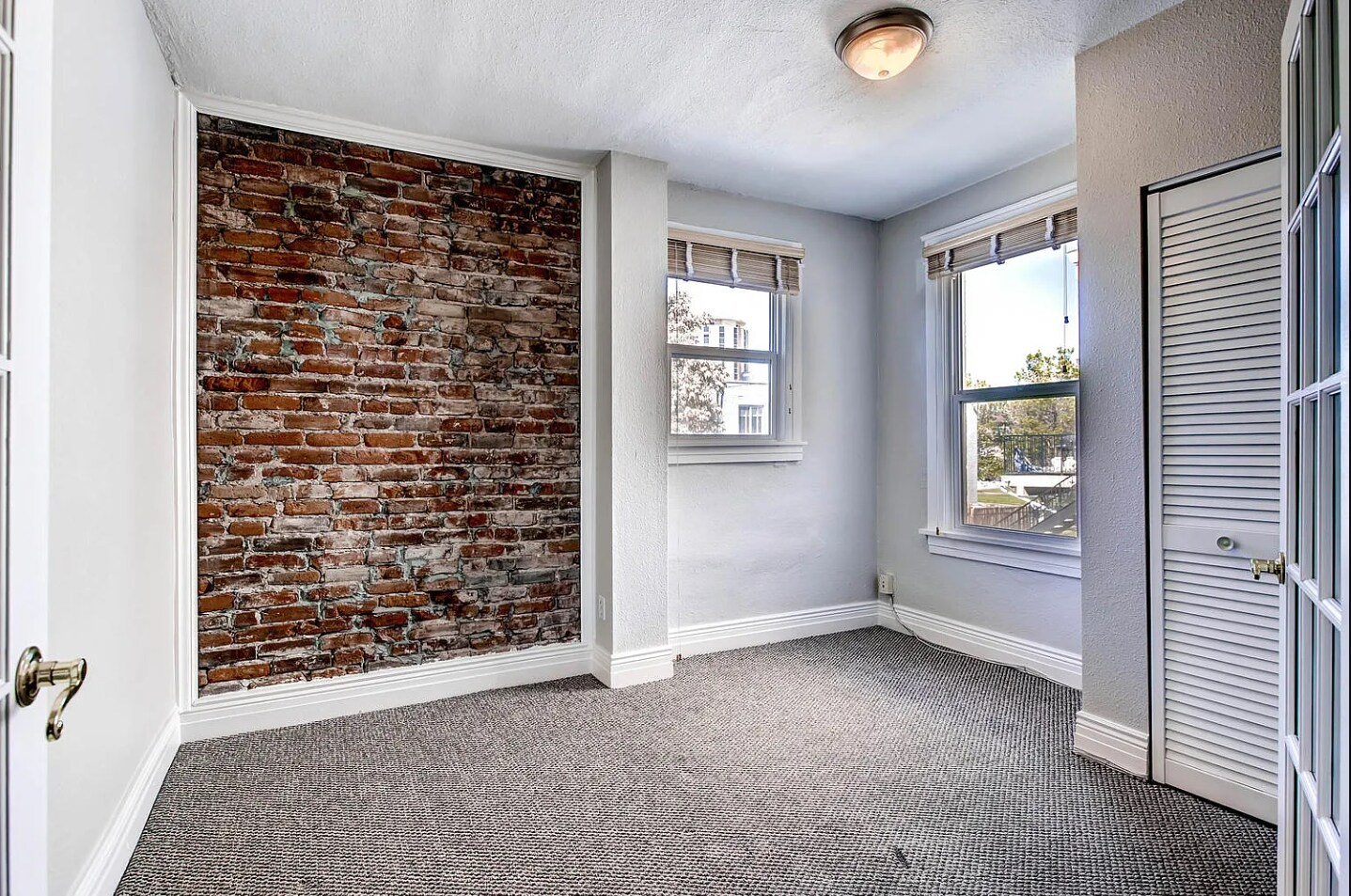 Building Photo - 1333 E 17th Ave