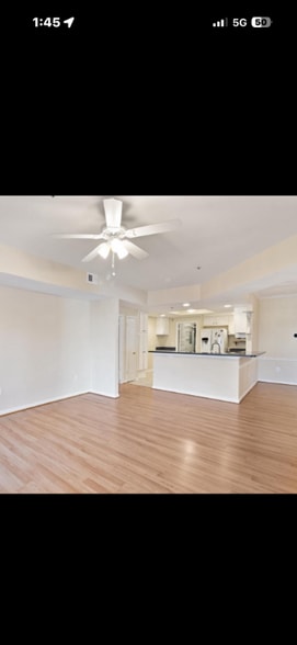 Building Photo - 431 Fortress Way