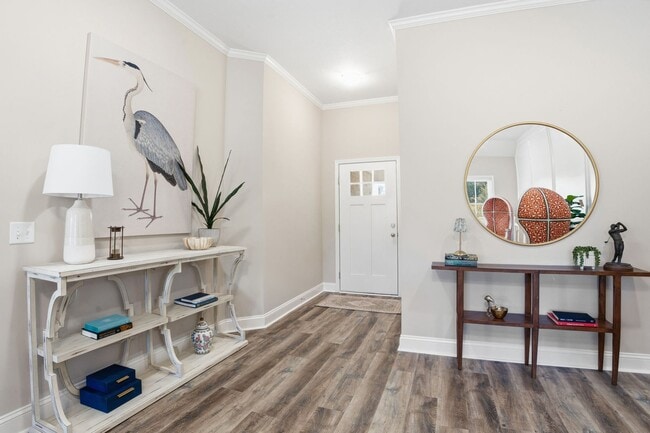 Building Photo - Latitude 32