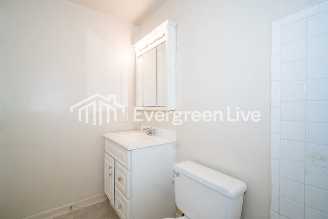 Building Photo - 8209 Mount Washington Dr