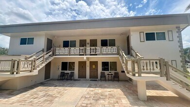 Building Photo - 5210 SW 90th Way