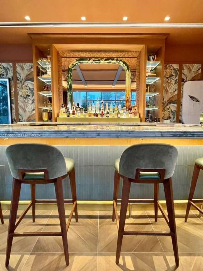 Building Photo - 77 SE 5th St