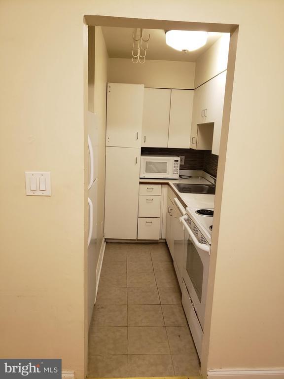 Primary Photo - 307 Arch St