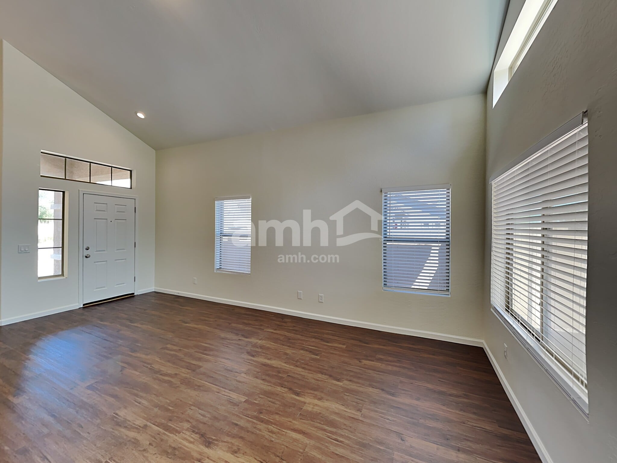 Building Photo - 2619 W Bartlett Way