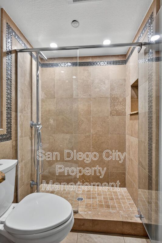 Building Photo - 3620 Third Ave