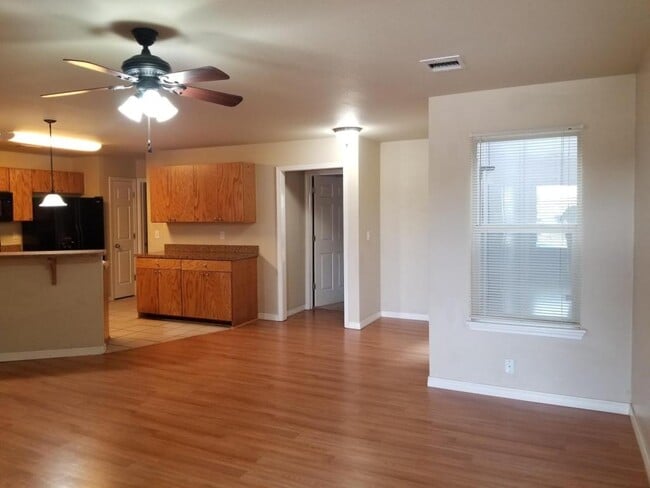 Building Photo - 2803 Conner Dr