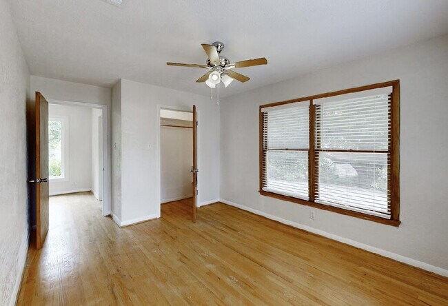 Building Photo - Completely Updated Historic Bryan Charmer with Modern Finishes & Timeless 1935 Character