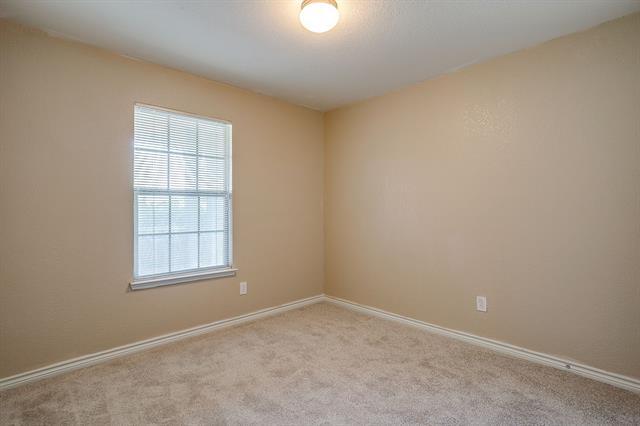Building Photo - 14024 Esperanza Dr