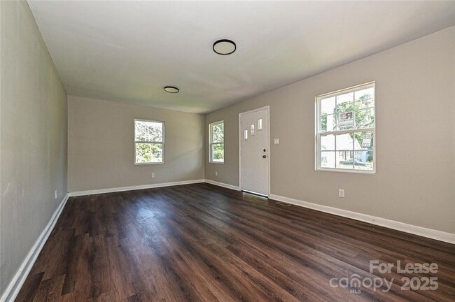 Building Photo - 6225 Macon St