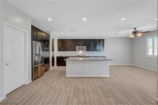 Building Photo - 5424 Kamilla Raen St