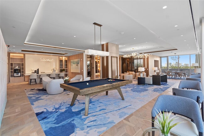 Building Photo - 153 N Seabreeze Blvd