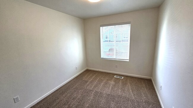 Building Photo - 4206 S Waters Edge Wy