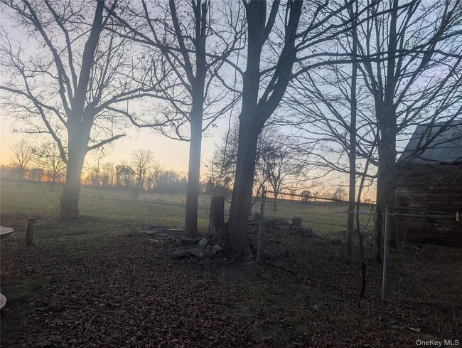 Building Photo - 217 King Rd