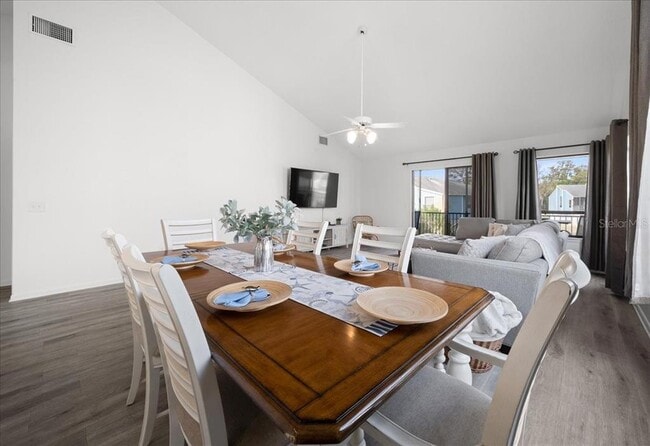 Building Photo - 2925 N Rivers Edge Blvd