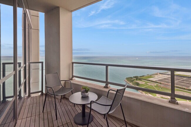 Building Photo - 600 N Lake Shore Dr