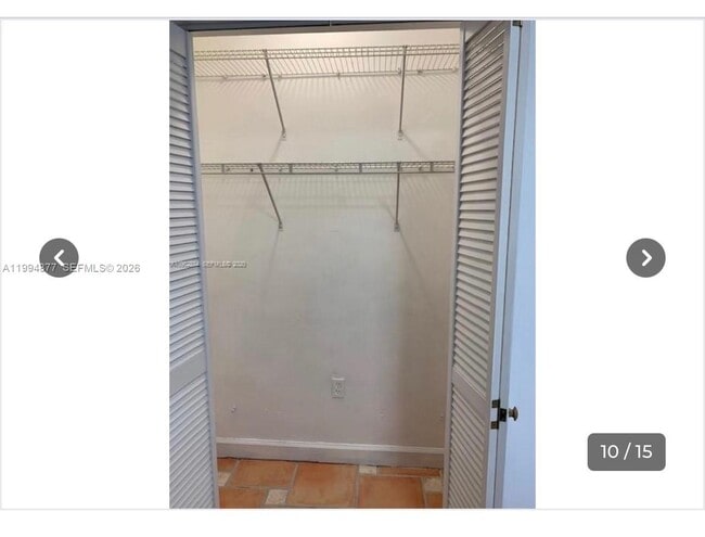 Building Photo - 4230 SW 11th St