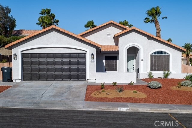 Building Photo - 9574 Vía Real