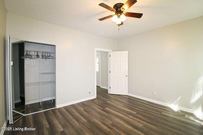 Building Photo - 4608 Cliff Ave