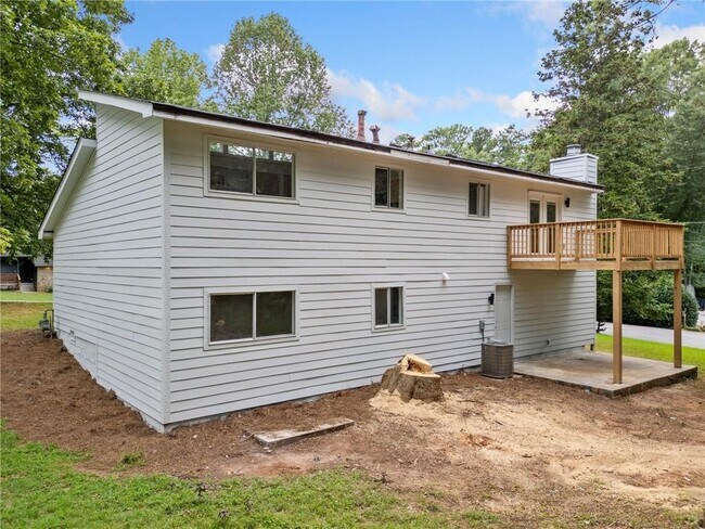 Building Photo - 4050 Daron Ct