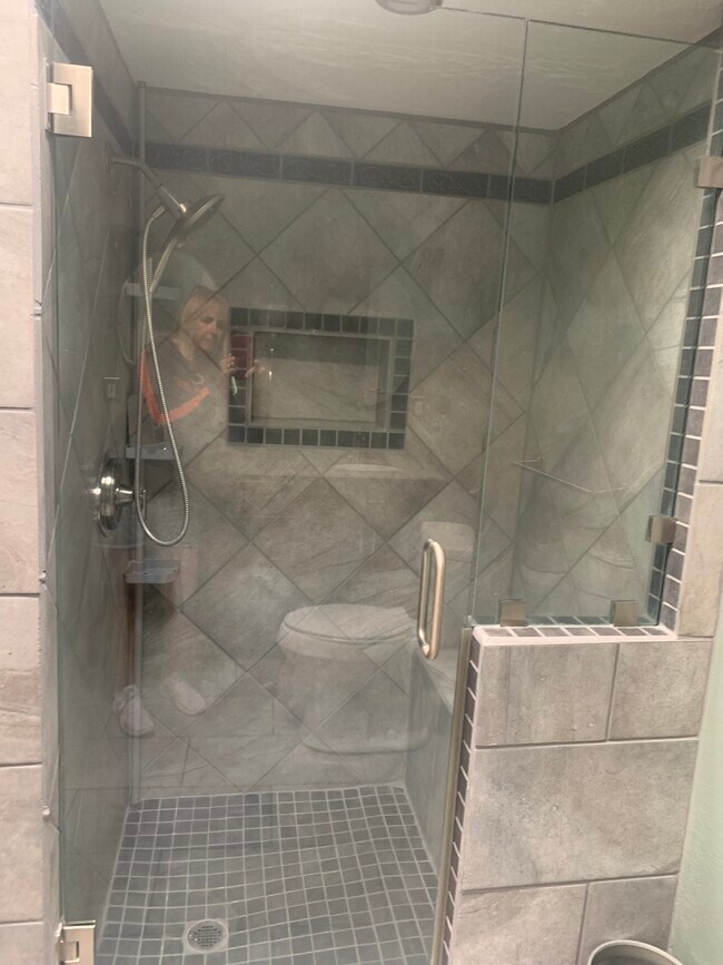 Building Photo - 8658 N Avenida Amatista