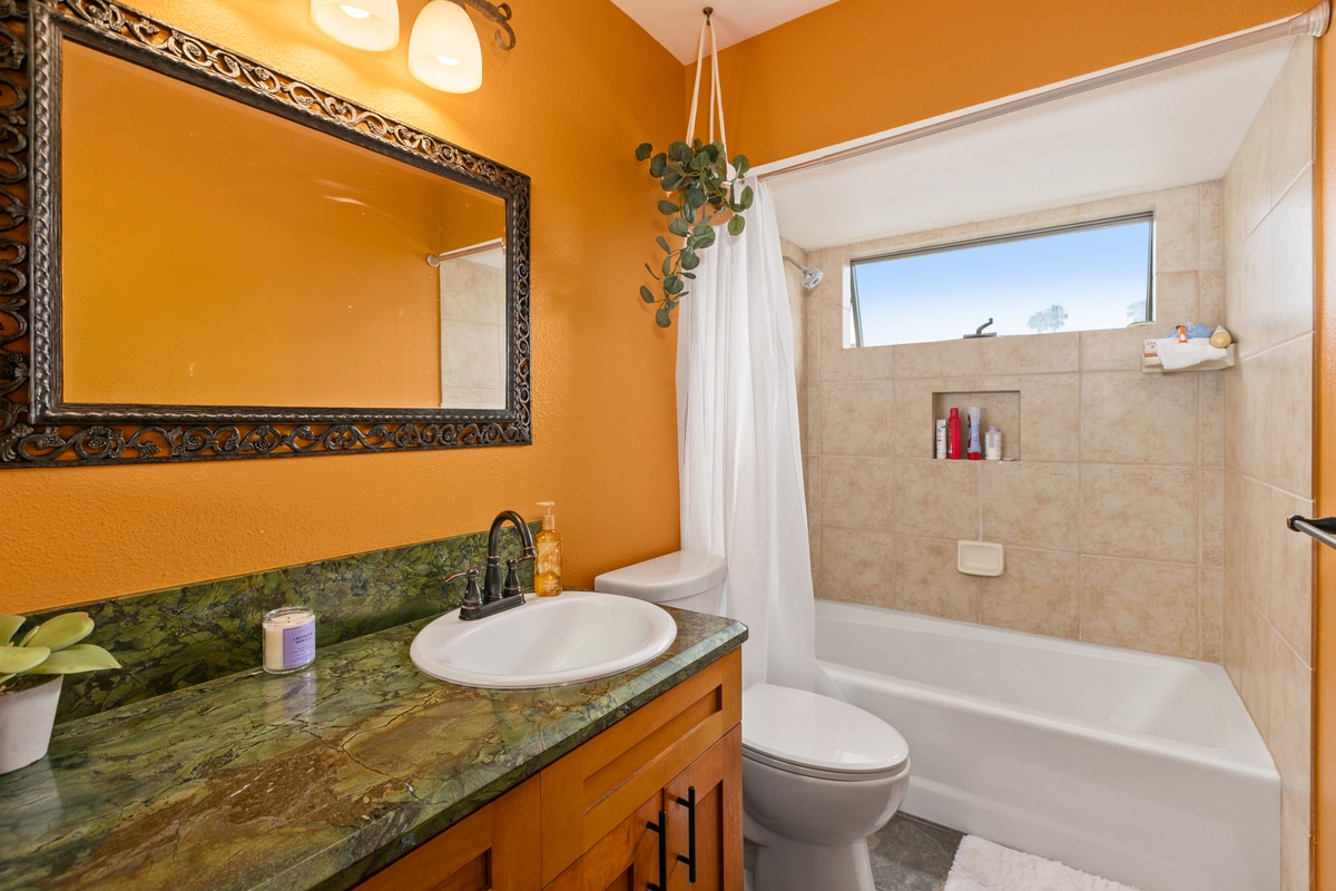 second bathroom - 184 Date Ave