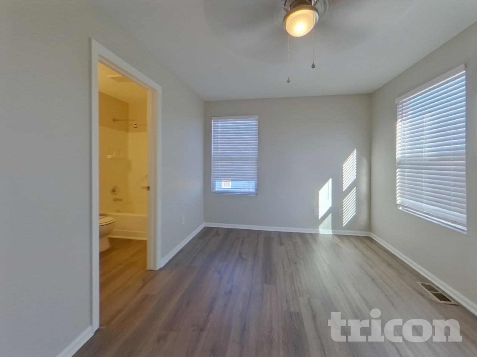 Building Photo - 10115 Hudson St