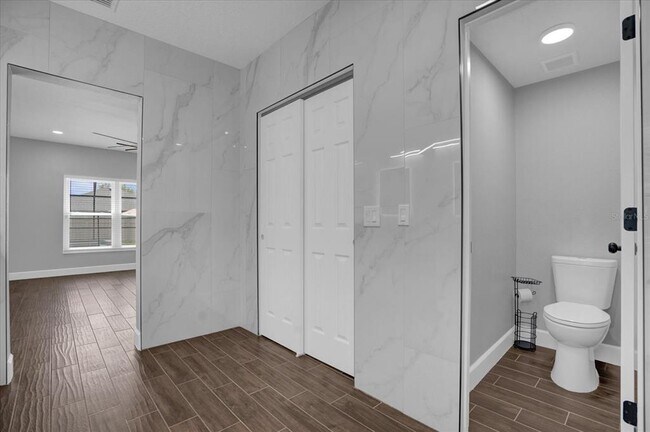 Building Photo - 2806 Moultrie Creek Dr