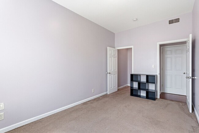 Building Photo - 2355 E York St